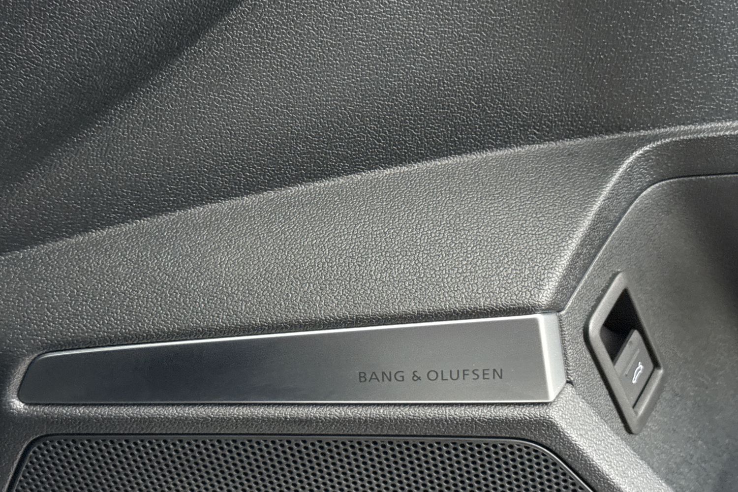 Used Audi RS3 2024 for sale - 77187304: Photo 25