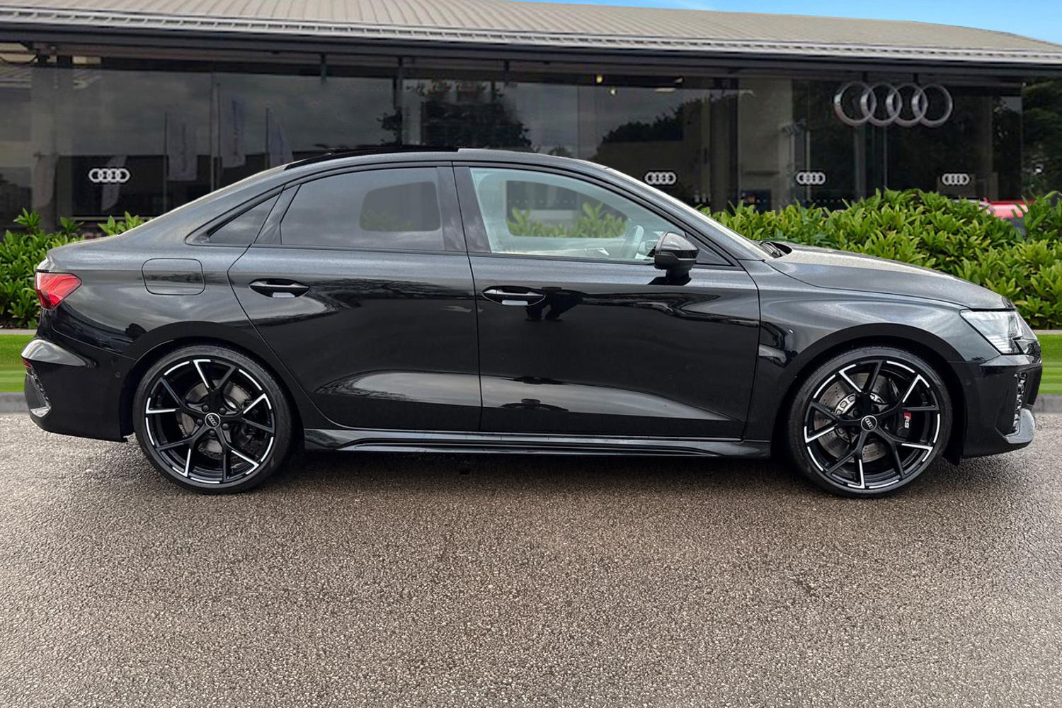 Used Audi RS3 2024 for sale - 77187304: Photo 3