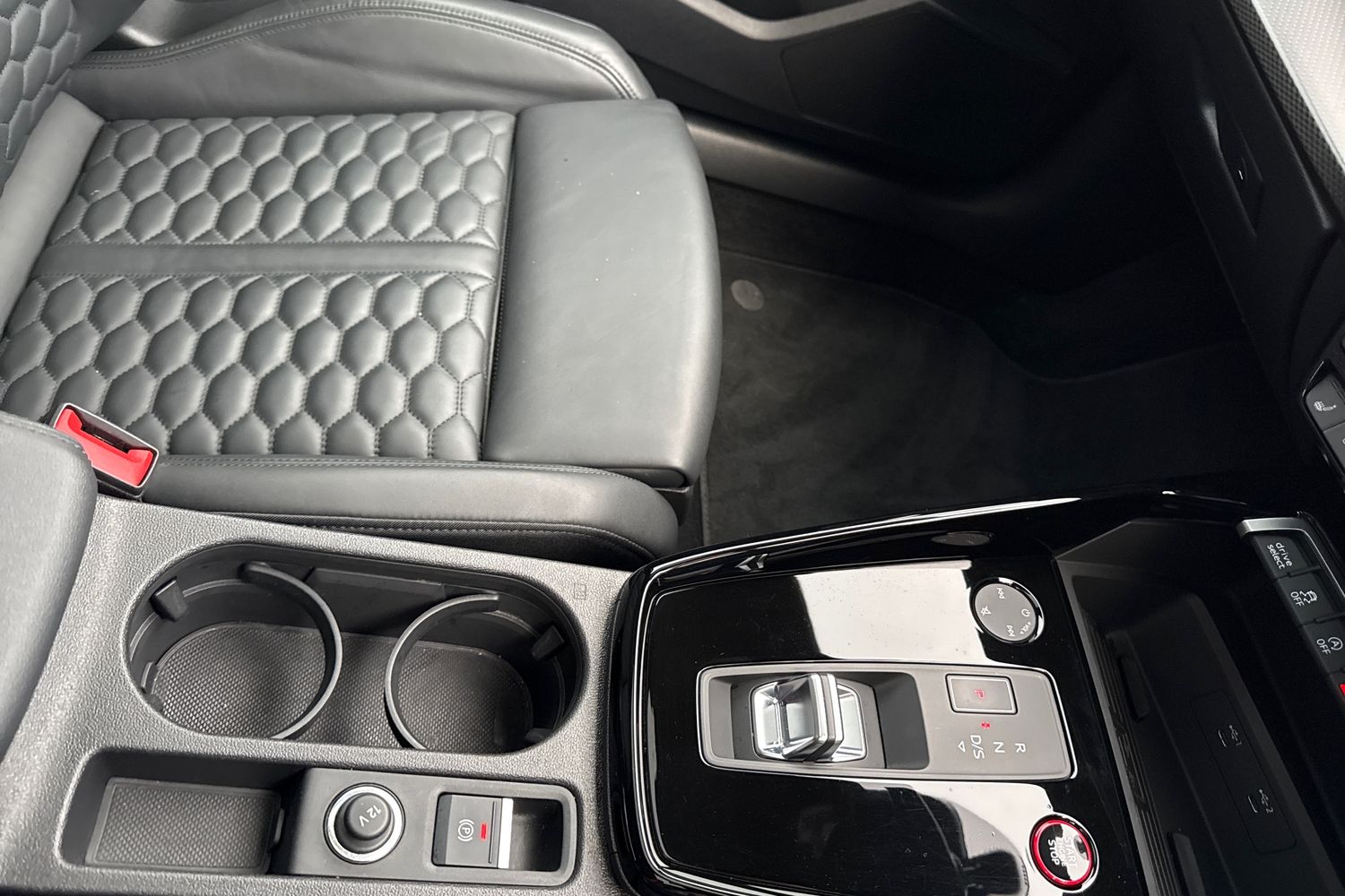 Used Audi RS3 2024 for sale - 77187304: Photo 54