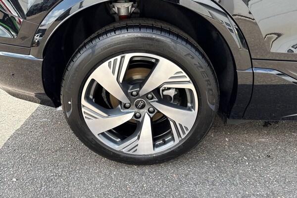 Used Audi Q6 e-tron 2025 for sale - 75785814: Photo 12