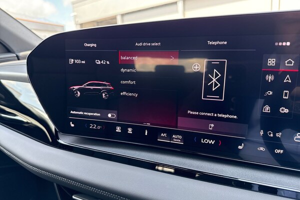 Used Audi Q6 e-tron 2025 for sale - 75785814: Photo 33