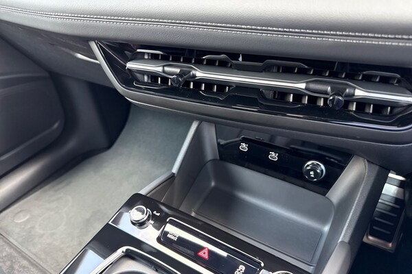 Used Audi Q6 e-tron 2025 for sale - 75785814: Photo 50