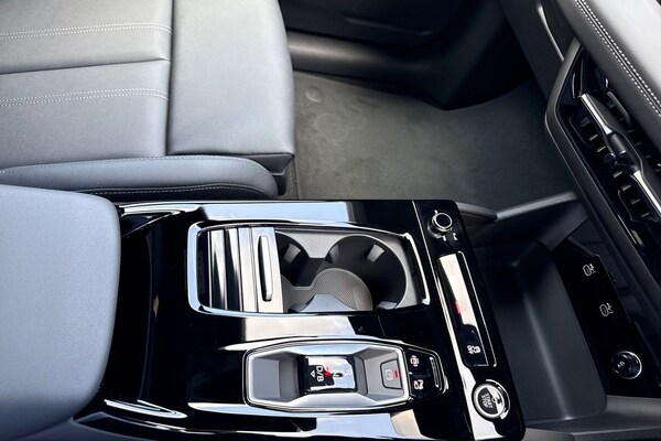 Used Audi Q6 e-tron 2025 for sale - 75785814: Photo 51