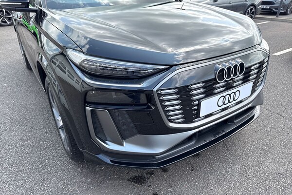Used Audi Q6 e-tron 2025 for sale - 75785814: Photo 8