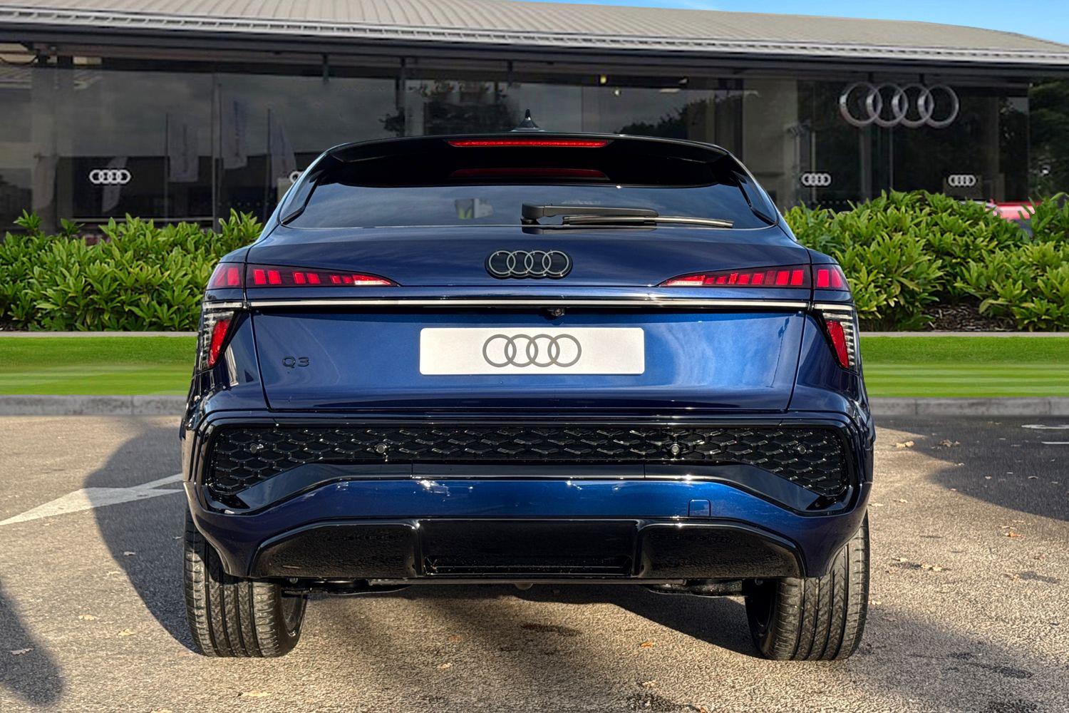 Used Audi Q3 2025 for sale - 76711812: Photo 4