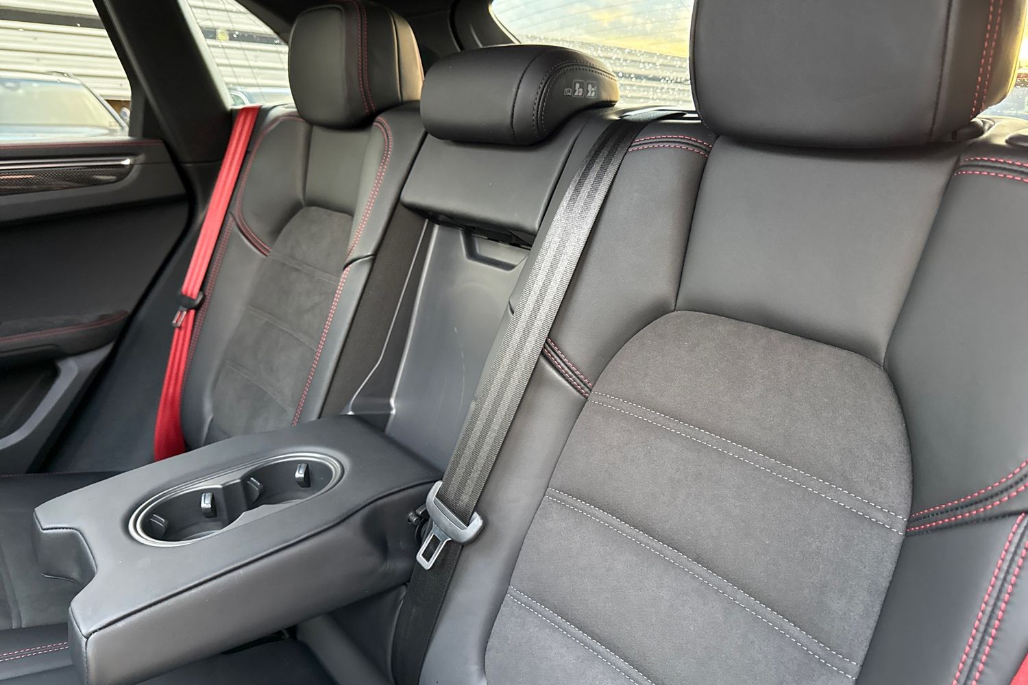 Used Porsche Macan 2024 for sale - 76590423: Photo 19