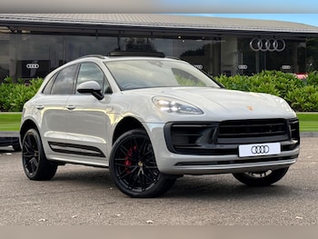 Porsche - Macan