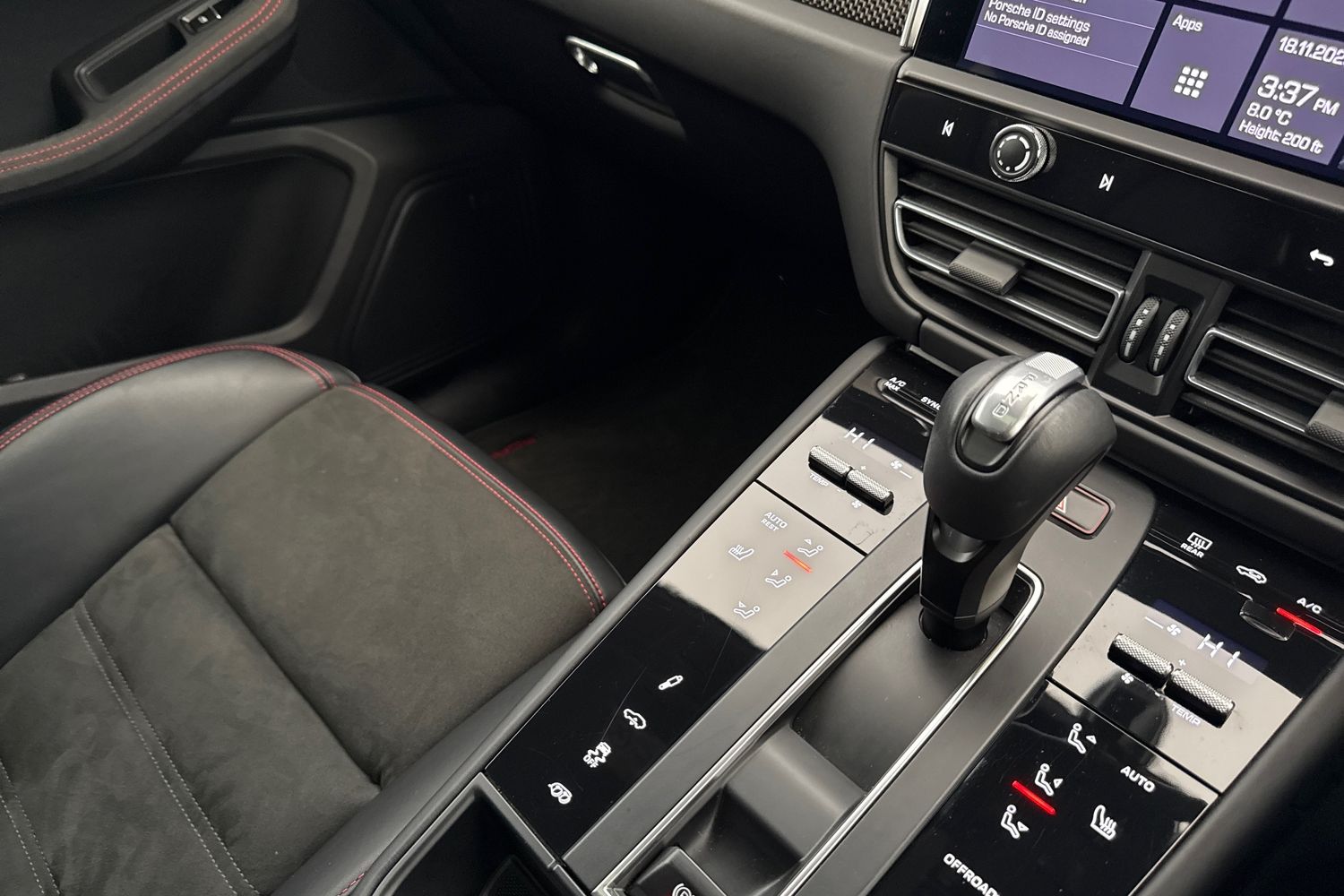 Used Porsche Macan 2024 for sale - 76590423: Photo 20