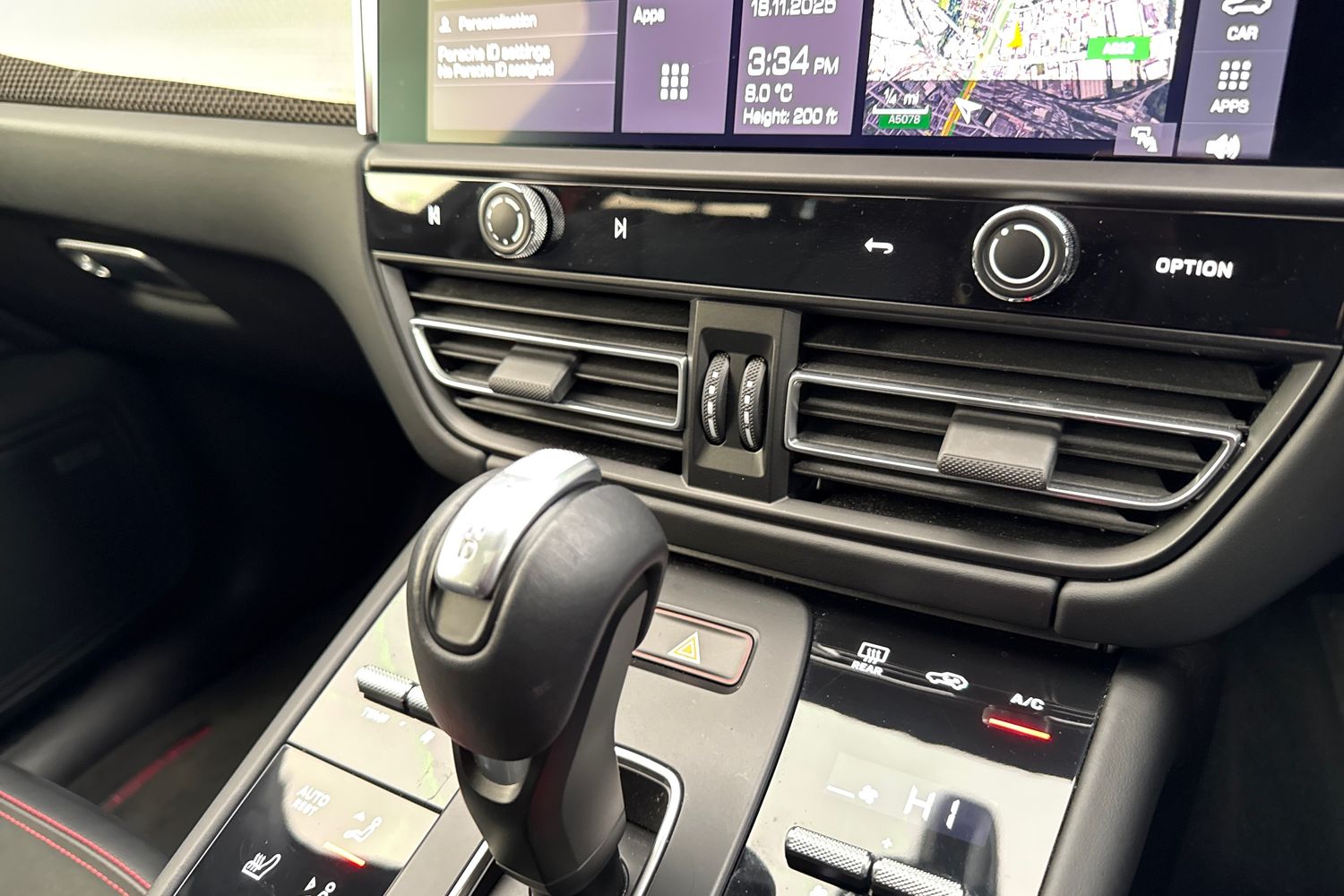 Used Porsche Macan 2024 for sale - 76590423: Photo 41