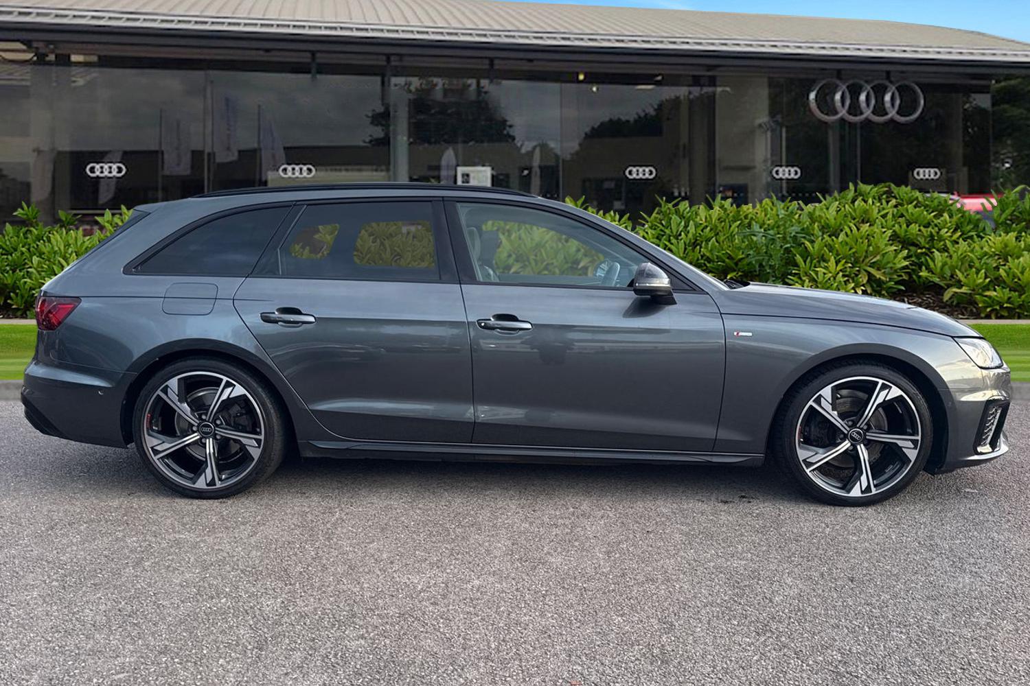Used Audi A4 Avant 2023 for sale - 76401646: Photo 3