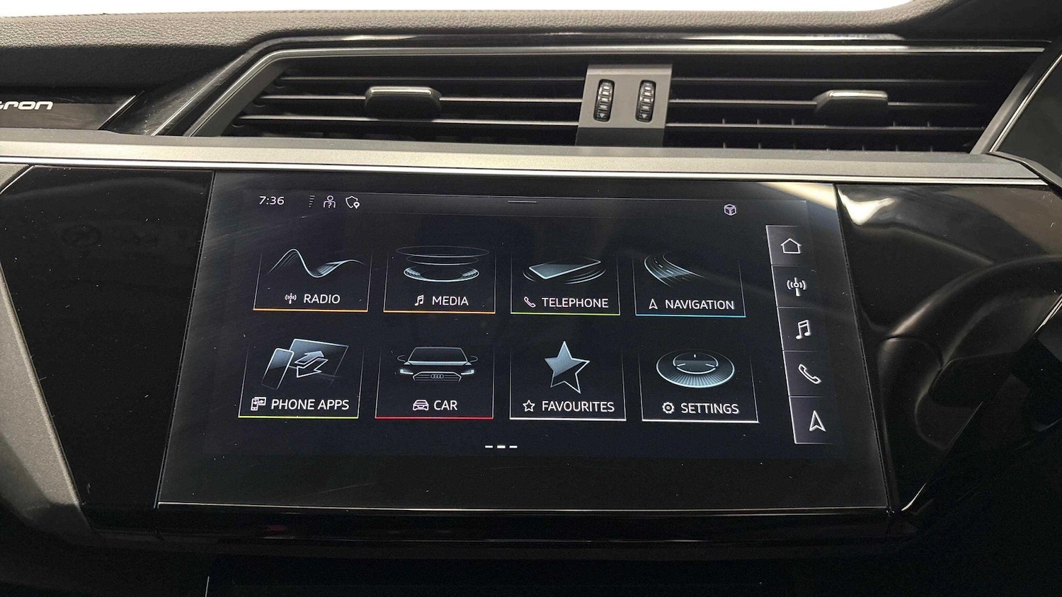 Used Audi e-tron 2021 for sale - 77199577: Photo 8