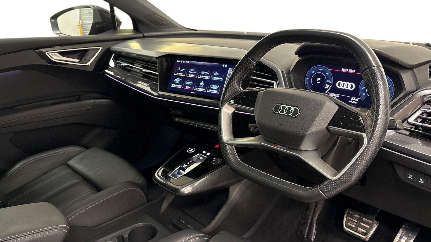 Used Audi Q4 e-tron 2021 for sale - 77236013: Photo 6