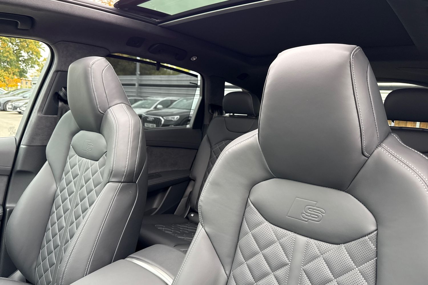 Used Audi SQ7 2025 for sale - 75825052: Photo 23