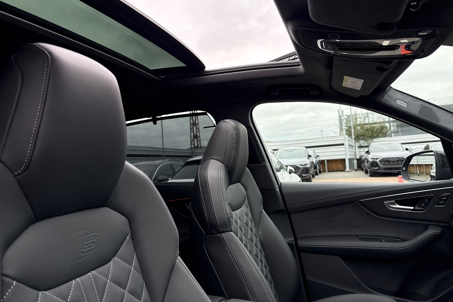 Used Audi SQ7 2025 for sale - 75825052: Photo 25
