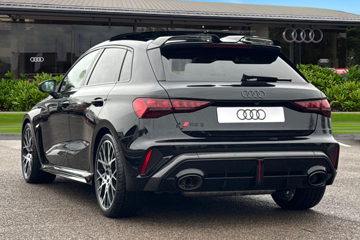 Used Audi RS3 2026 for sale - 77179171: Photo 2