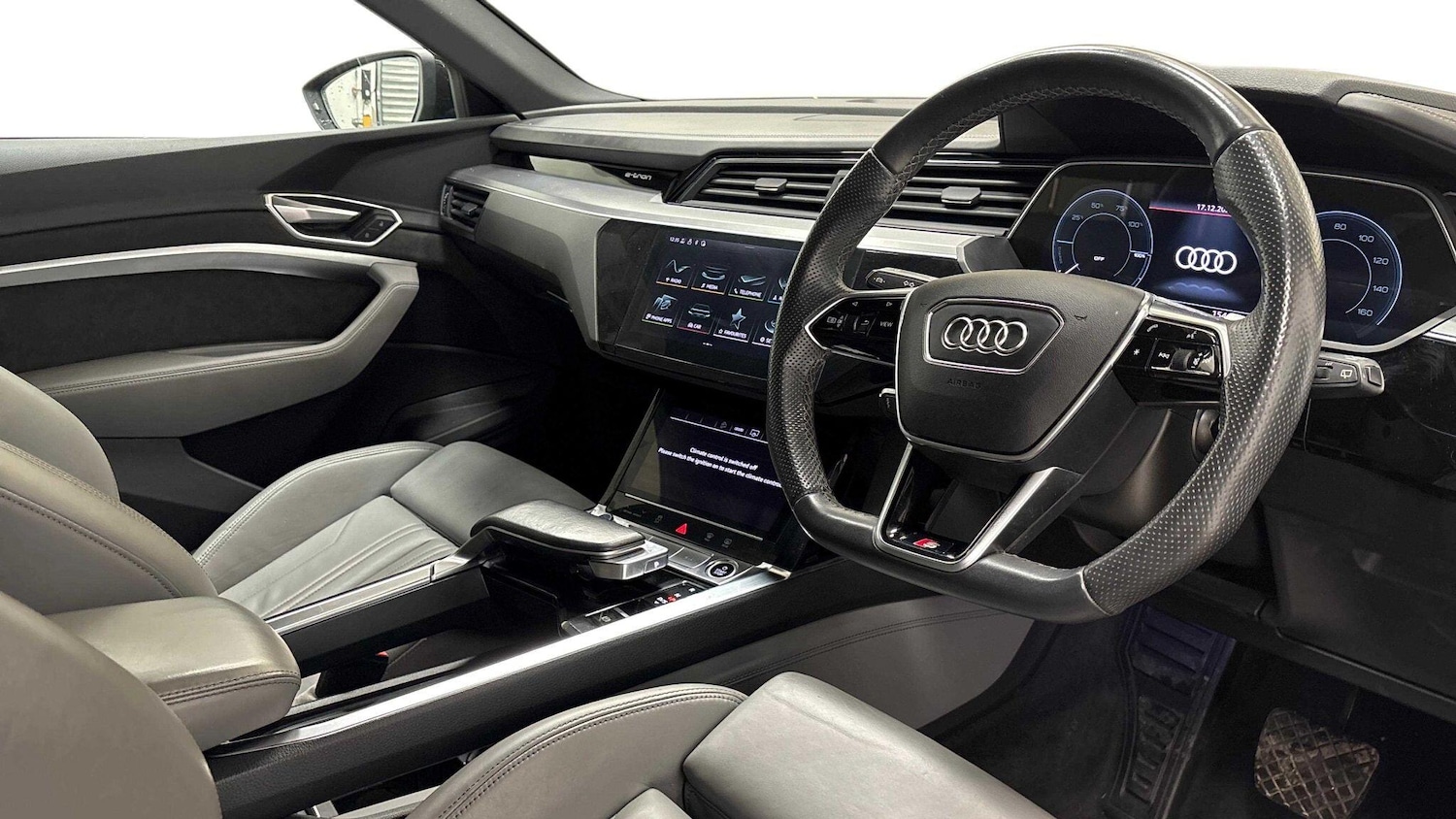 Used Audi e-tron 2021 for sale - 77764485: Photo 6