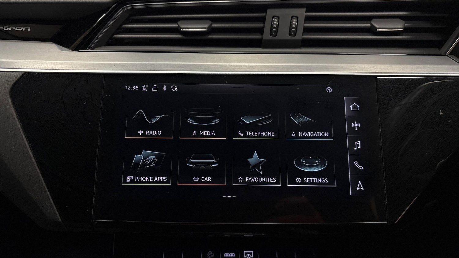 Used Audi e-tron 2021 for sale - 77764485: Photo 9