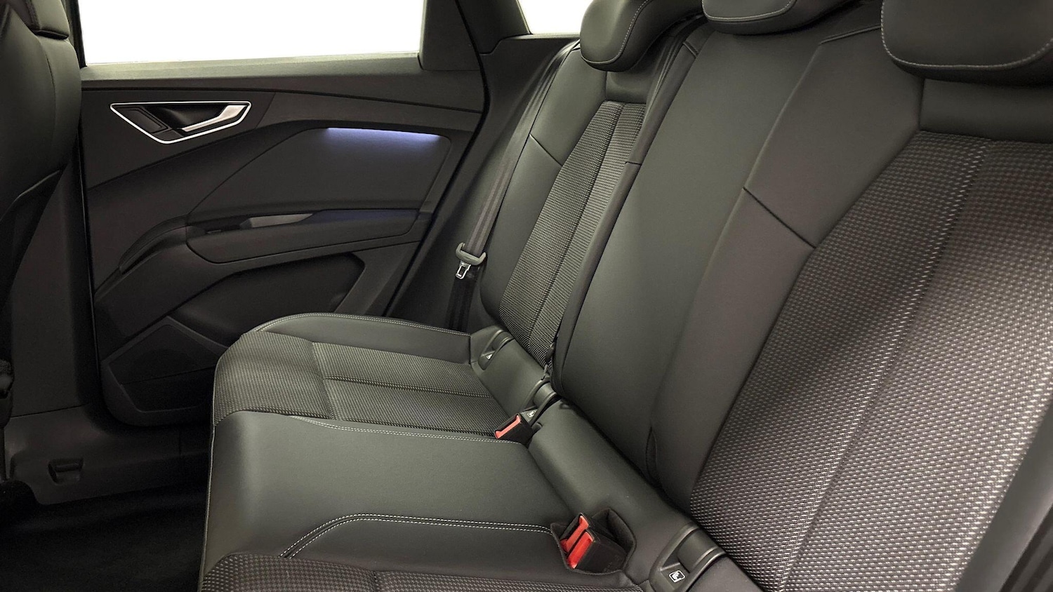 Used Audi Q4 e-tron 2021 for sale - 76438875: Photo 7