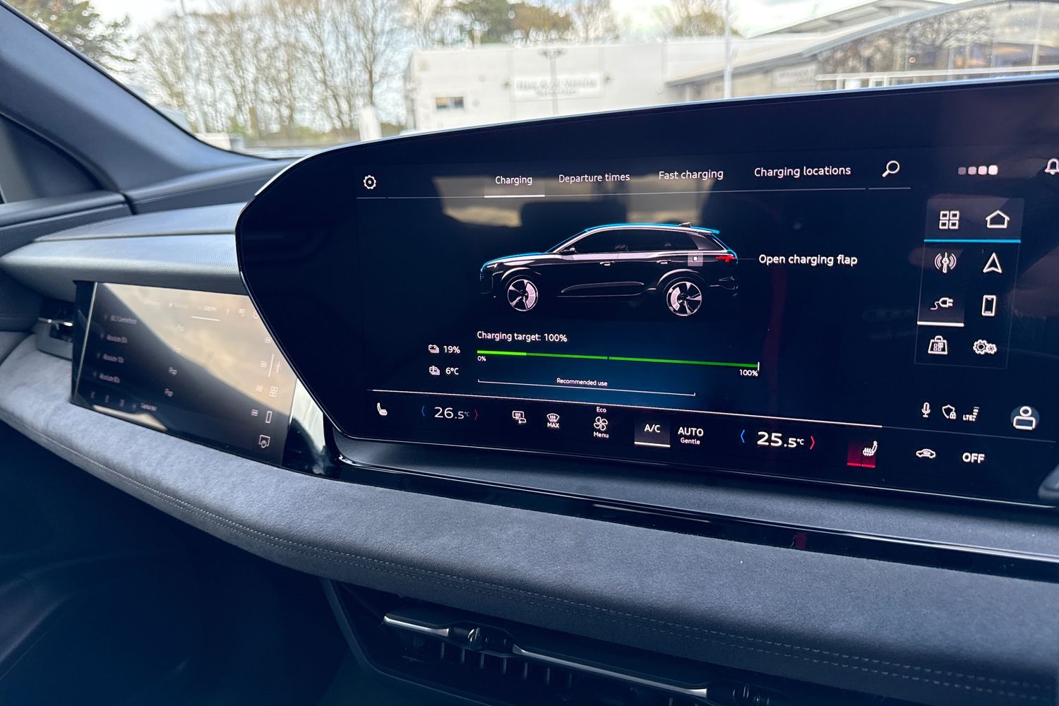 Used Audi Q6 e-tron 2026 for sale - 78038117: Photo 43