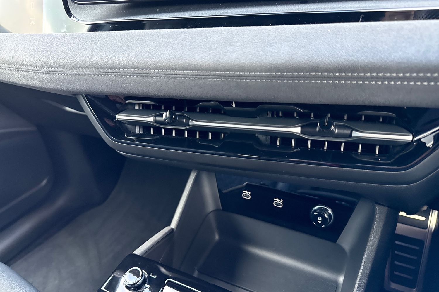 Used Audi Q6 e-tron 2026 for sale - 78038117: Photo 55