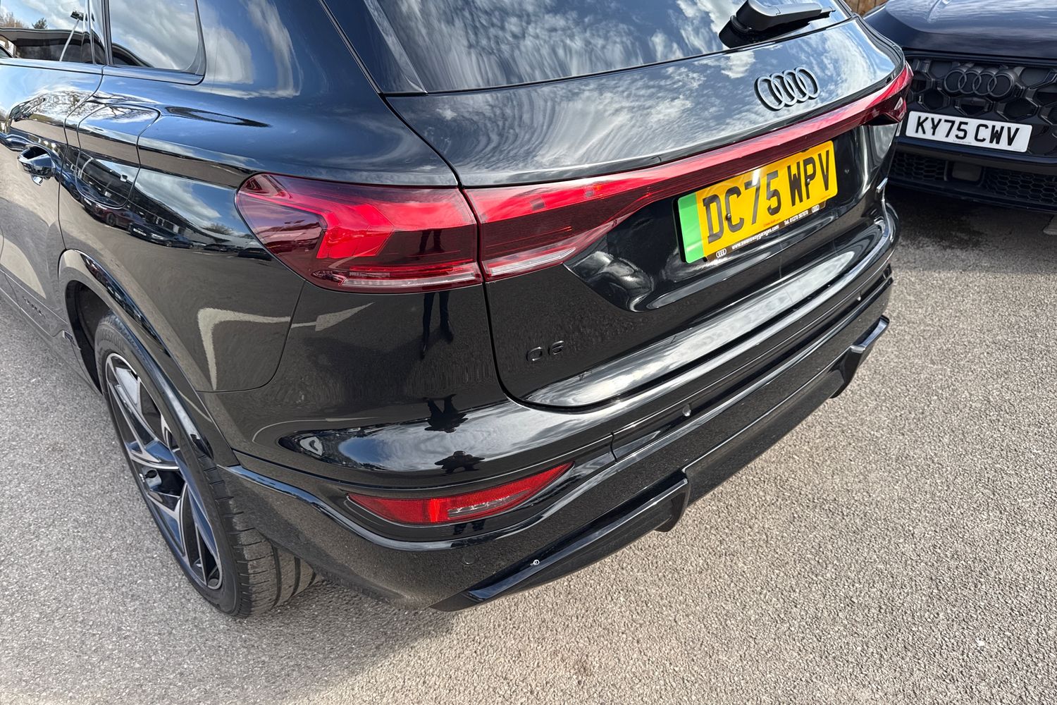 Used Audi Q6 e-tron 2026 for sale - 78038117: Photo 8