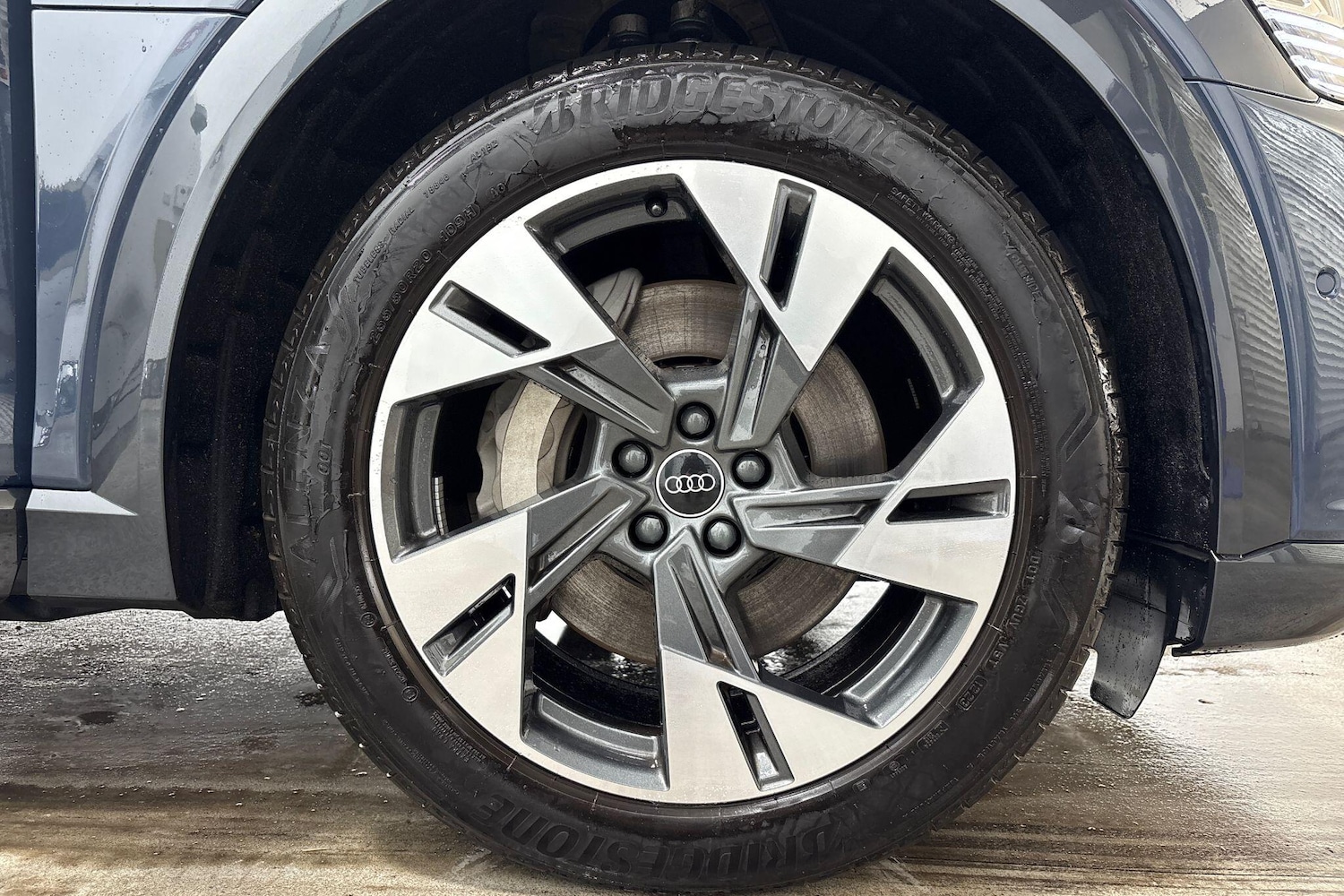 Used Audi Q8 2023 for sale - 77275444: Photo 10