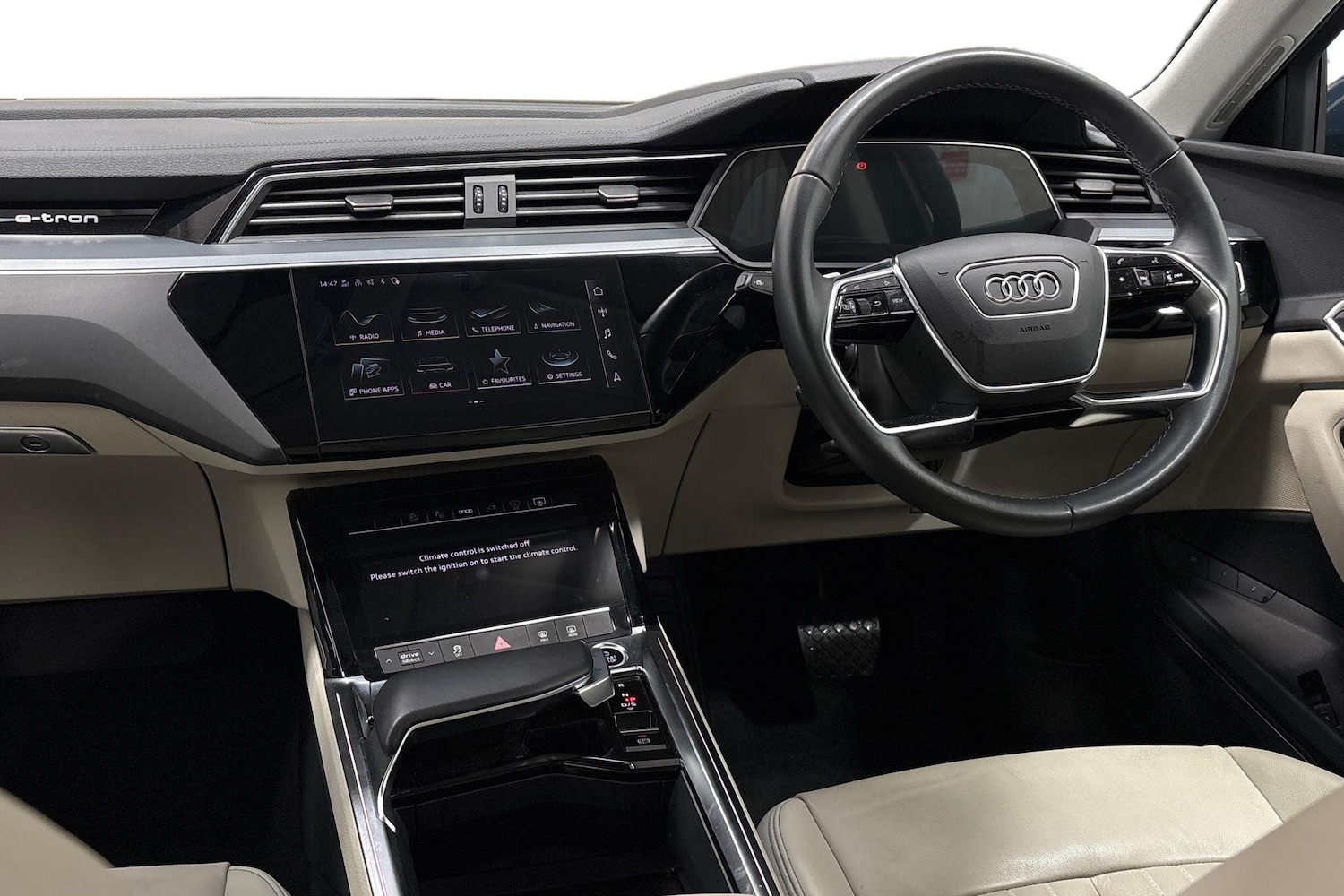 Used Audi Q8 2023 for sale - 77275444: Photo 6