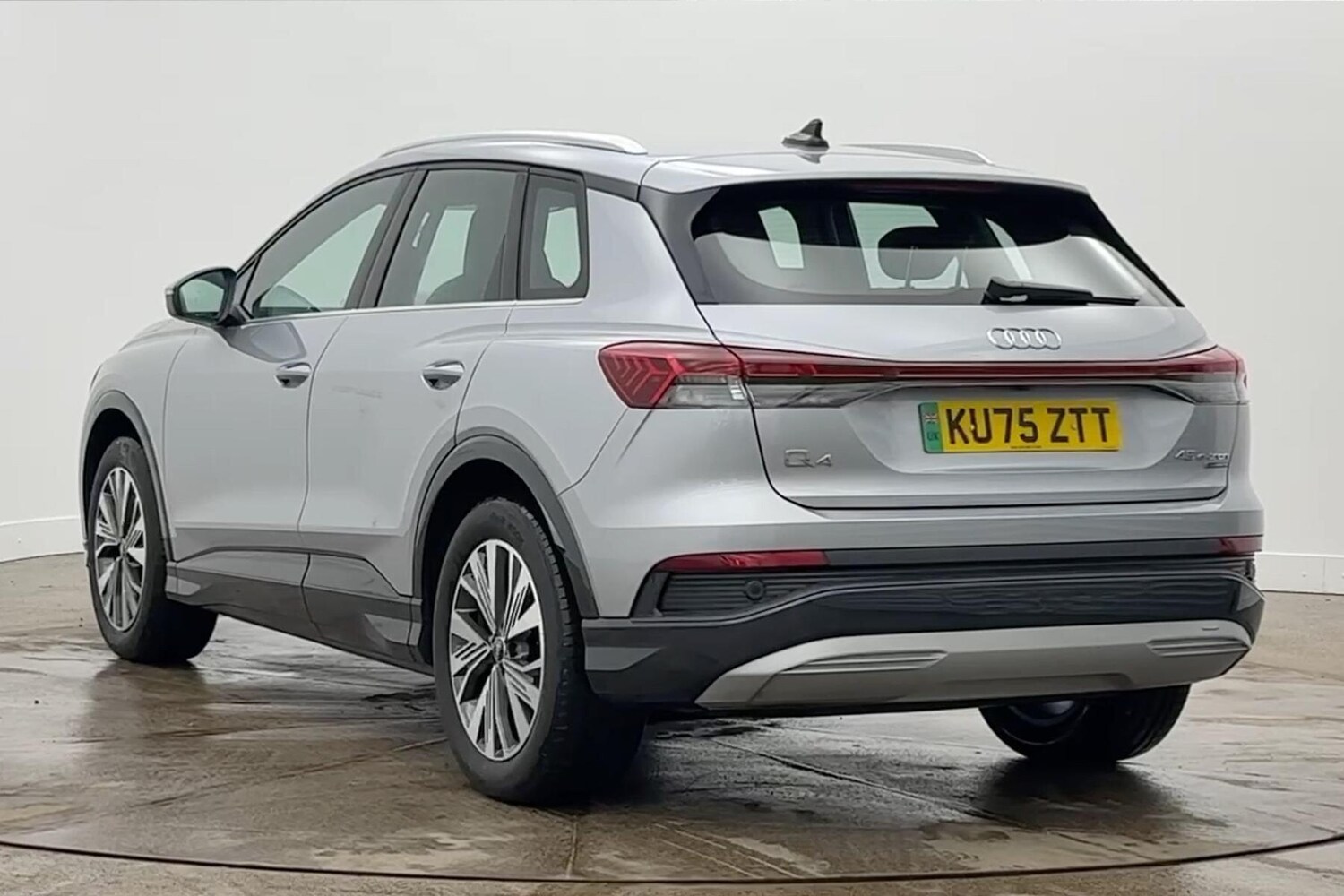 Used Audi Q4 e-tron 2025 for sale - 77463108: Photo 16