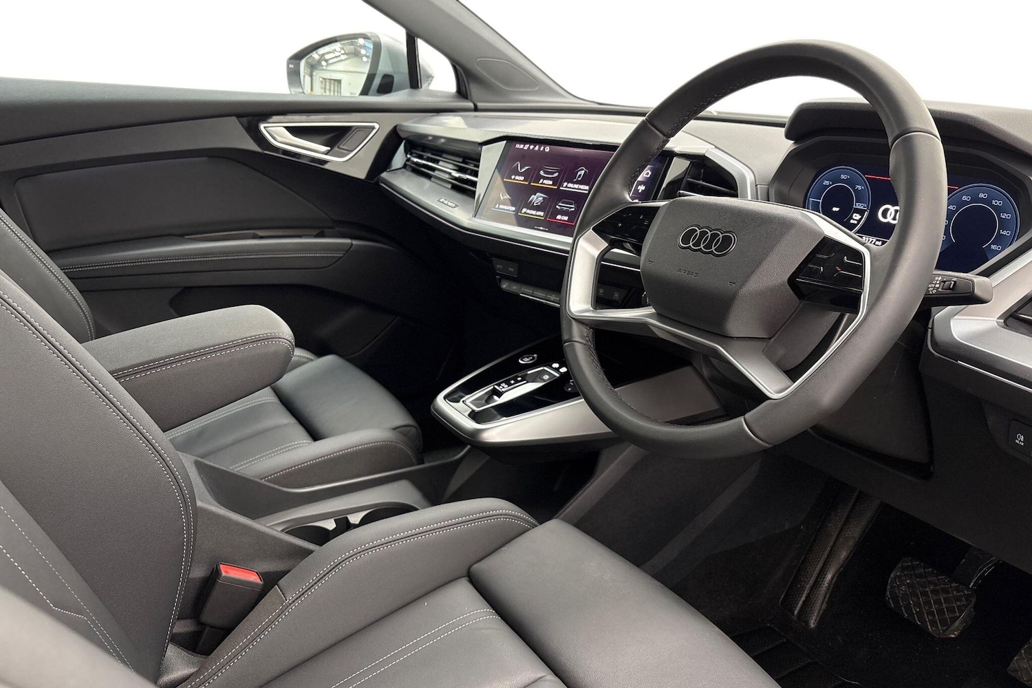 Used Audi Q4 e-tron 2025 for sale - 77463108: Photo 19