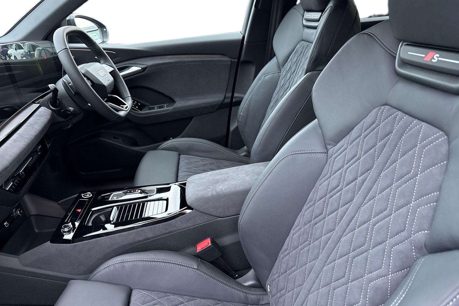 Used Audi Q6 e-tron 2026 for sale - 76711820: Photo 15