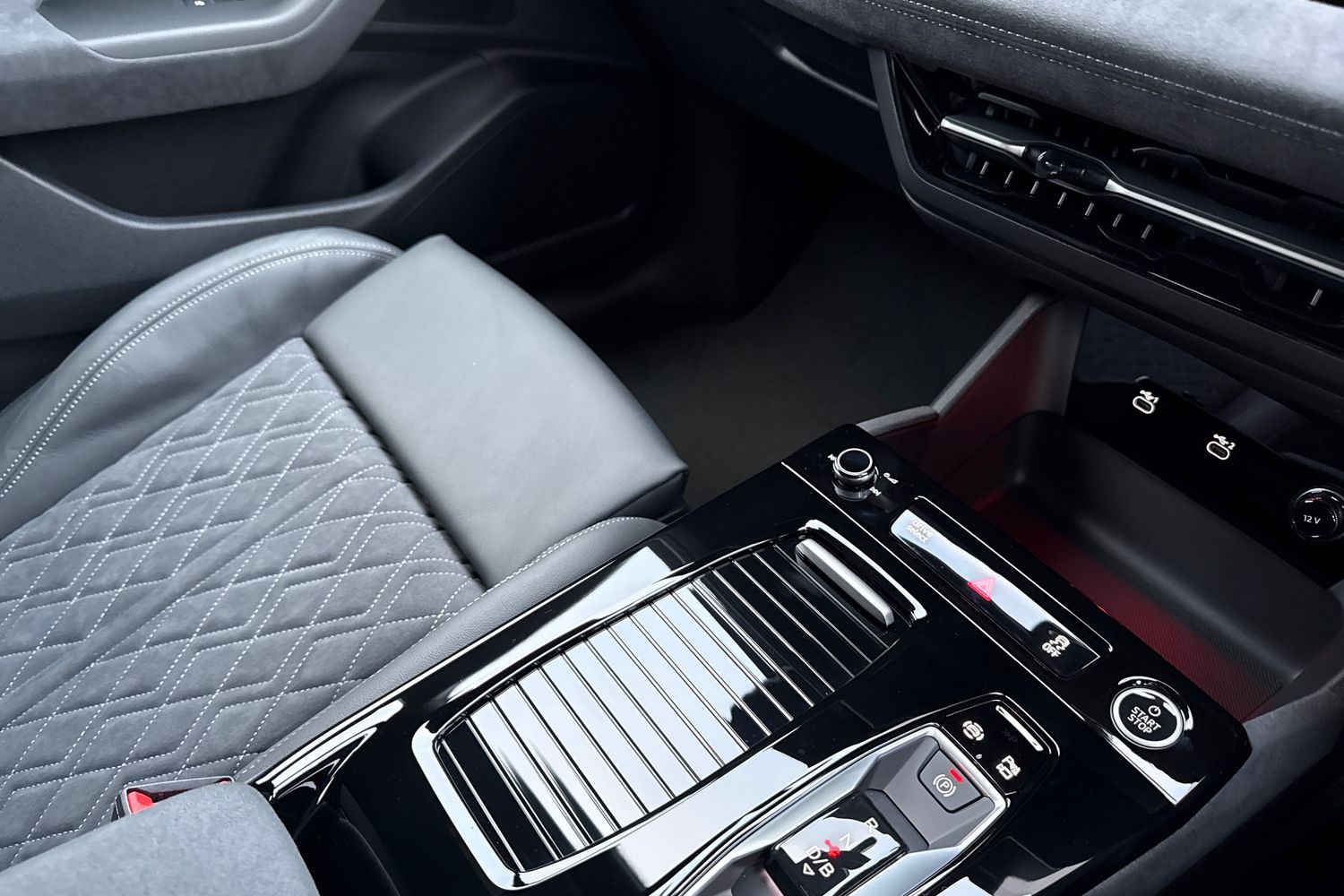 Used Audi Q6 e-tron 2026 for sale - 76711820: Photo 19