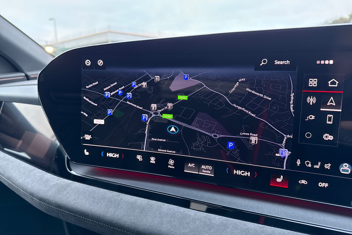 Used Audi Q6 e-tron 2026 for sale - 76711820: Photo 35