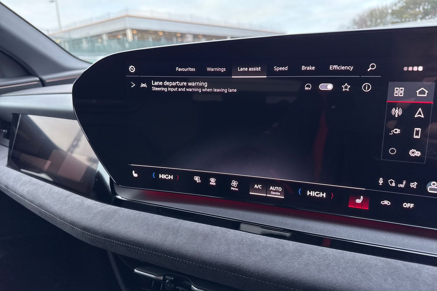 Used Audi Q6 e-tron 2026 for sale - 76711820: Photo 45