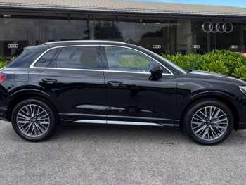 Used Audi Q3 2025 for sale - 75440600: Photo