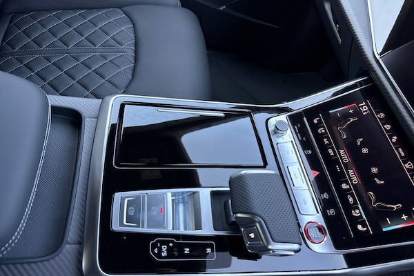 Used Audi SQ8 2025 for sale - 73709188: Photo 22
