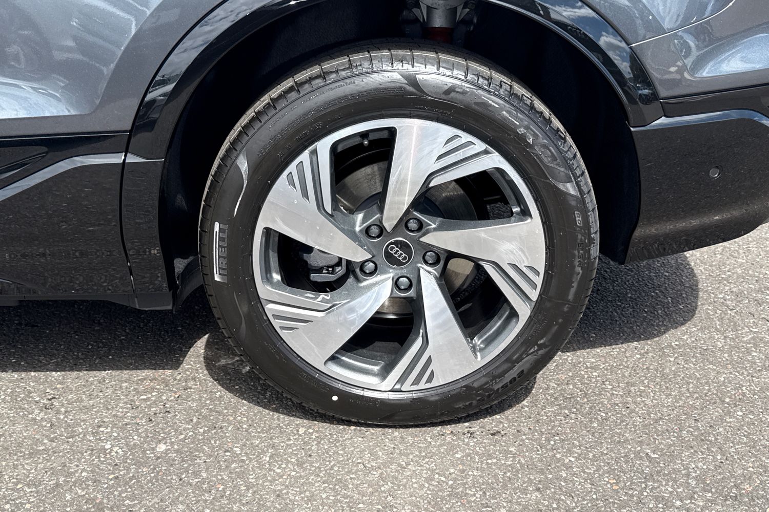 Used Audi Q6 e-tron 2025 for sale - 76697857: Photo 10