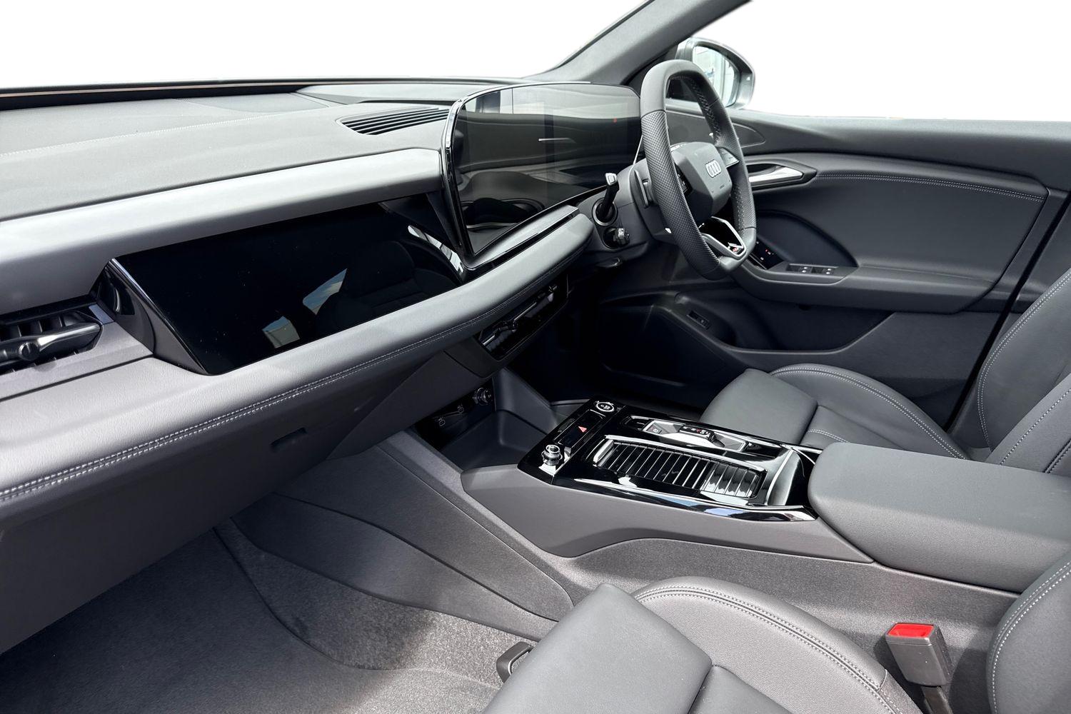 Used Audi Q6 e-tron 2025 for sale - 76697857: Photo 14