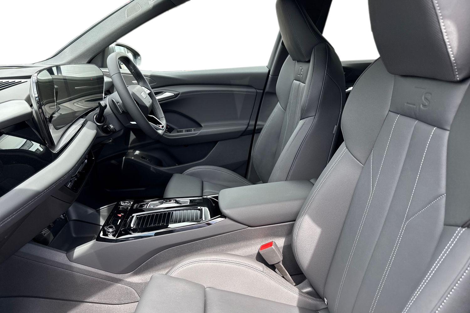 Used Audi Q6 e-tron 2025 for sale - 76697857: Photo 15