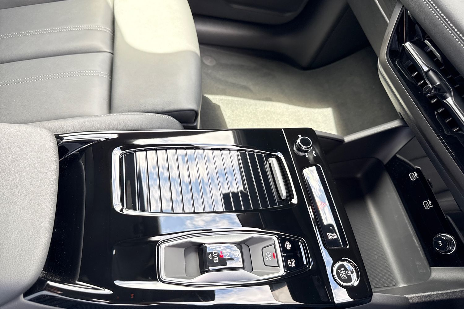 Used Audi Q6 e-tron 2025 for sale - 76697857: Photo 22