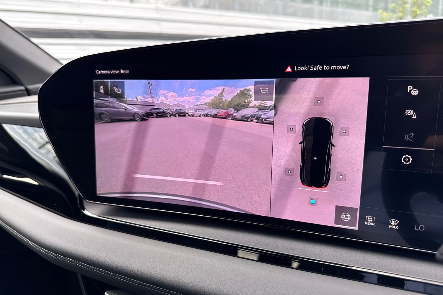 Used Audi Q6 e-tron 2025 for sale - 76697857: Photo 30