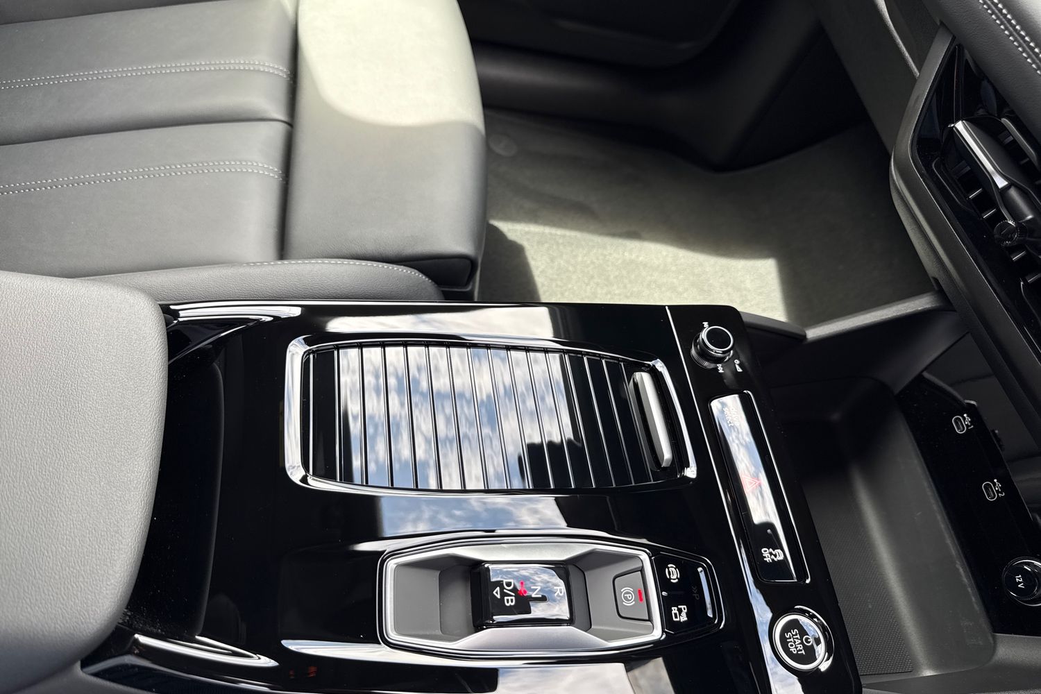 Used Audi Q6 e-tron 2025 for sale - 76697857: Photo 53