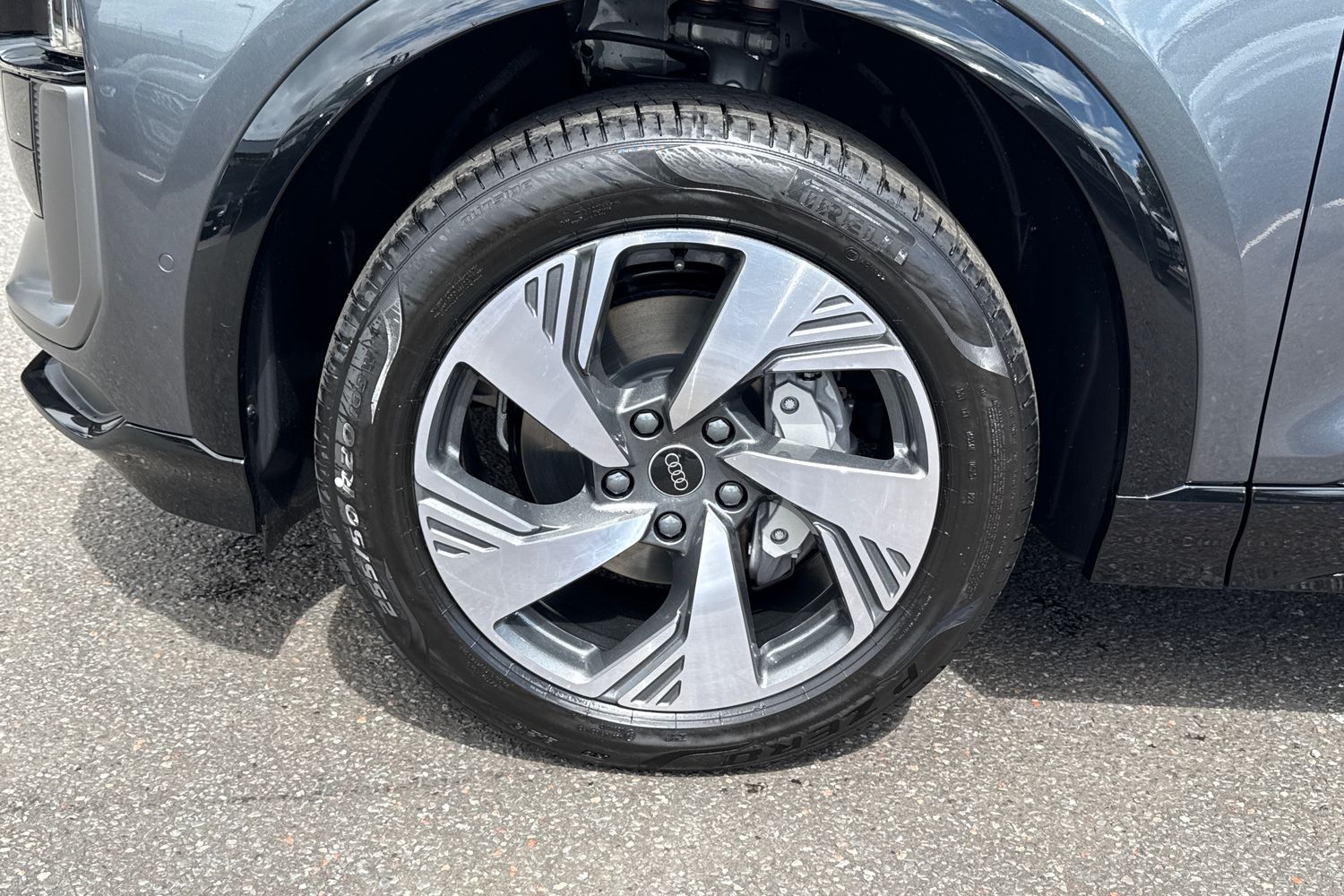 Used Audi Q6 e-tron 2025 for sale - 76697857: Photo 9