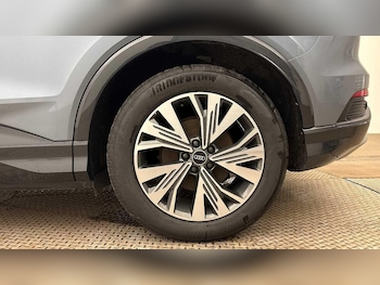 Used Audi Q4 e-tron 2022 for sale - 79514759: Photo