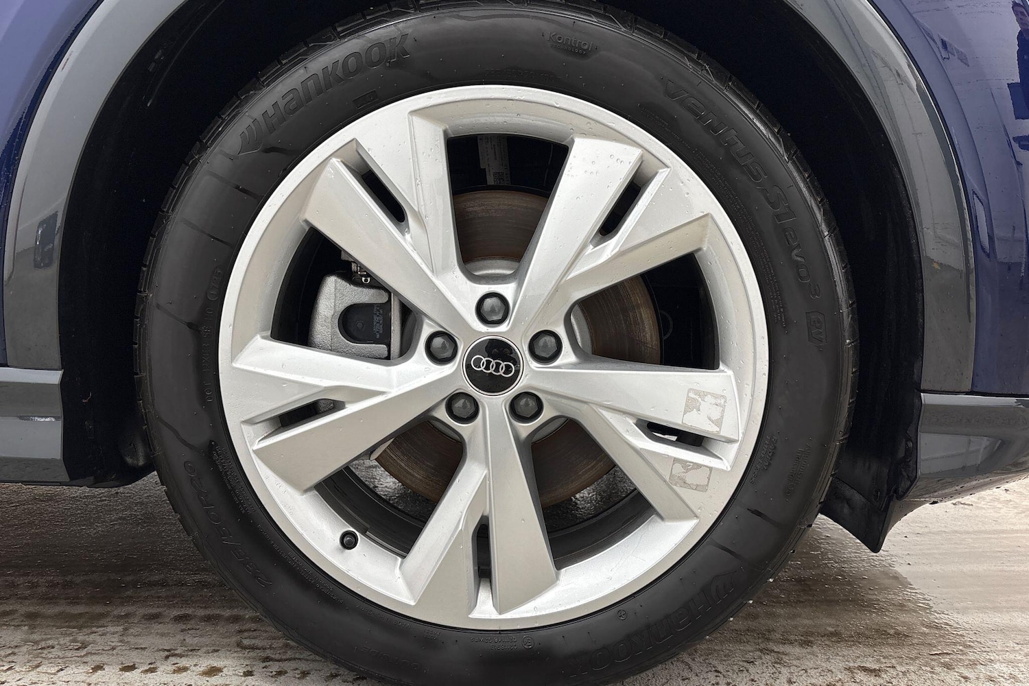 Used Audi Q4 e-tron 2025 for sale - 77340867: Photo 10