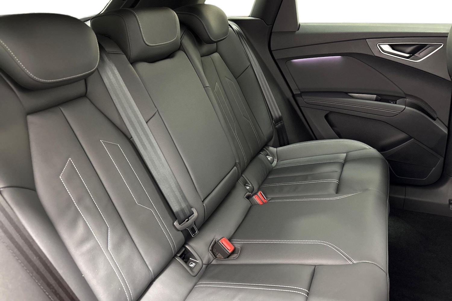 Used Audi Q4 e-tron 2025 for sale - 77340867: Photo 9