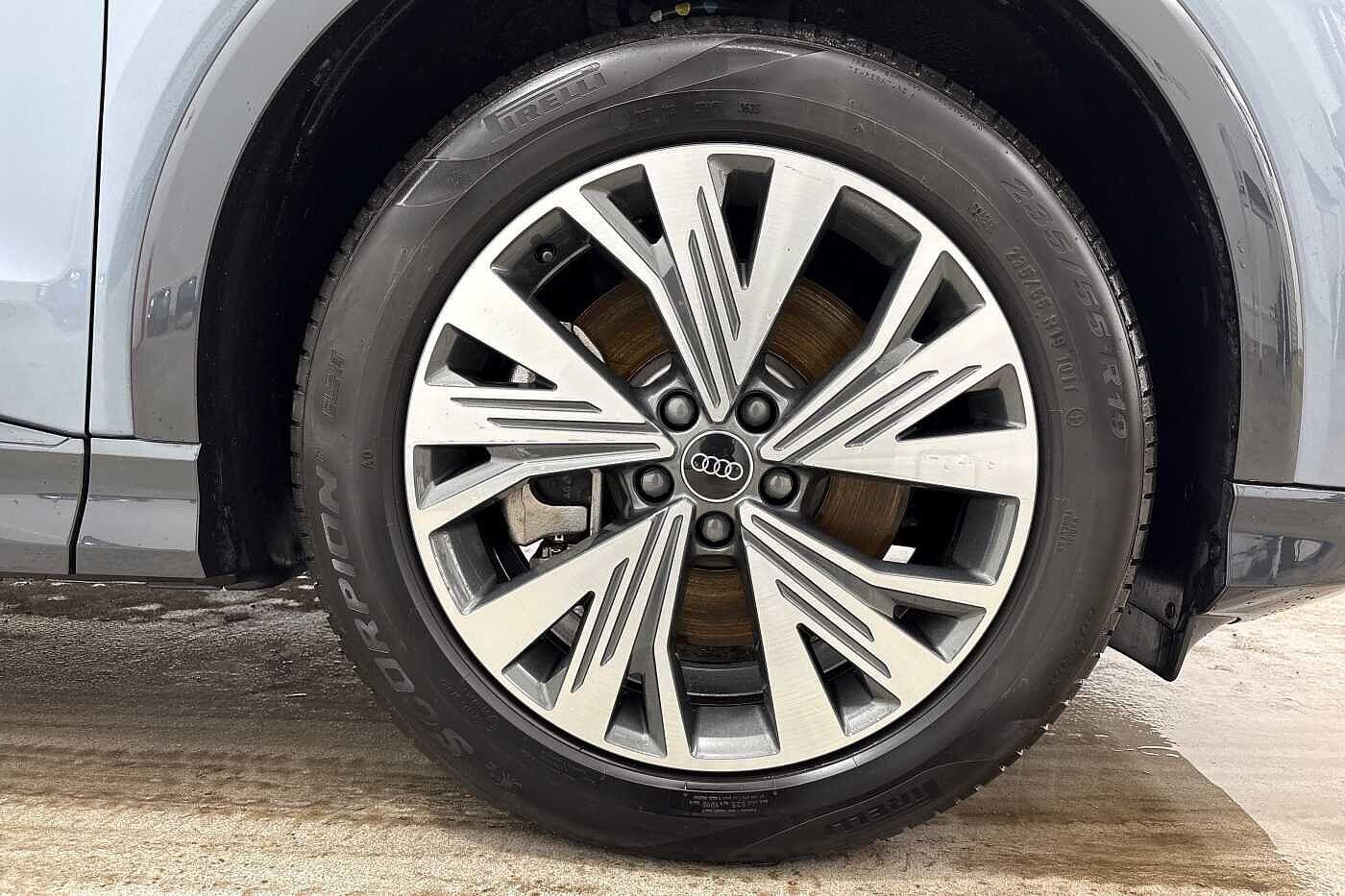 Used Audi Q4 e-tron 2025 for sale - 77463152: Photo 7