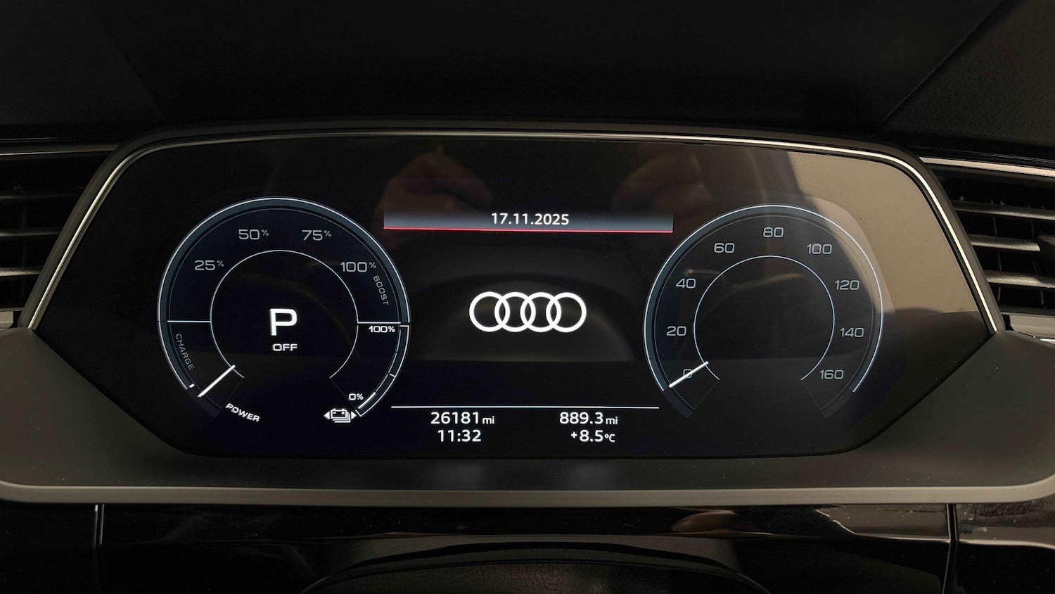 Used Audi Q8 2023 for sale - 77236054: Photo 10