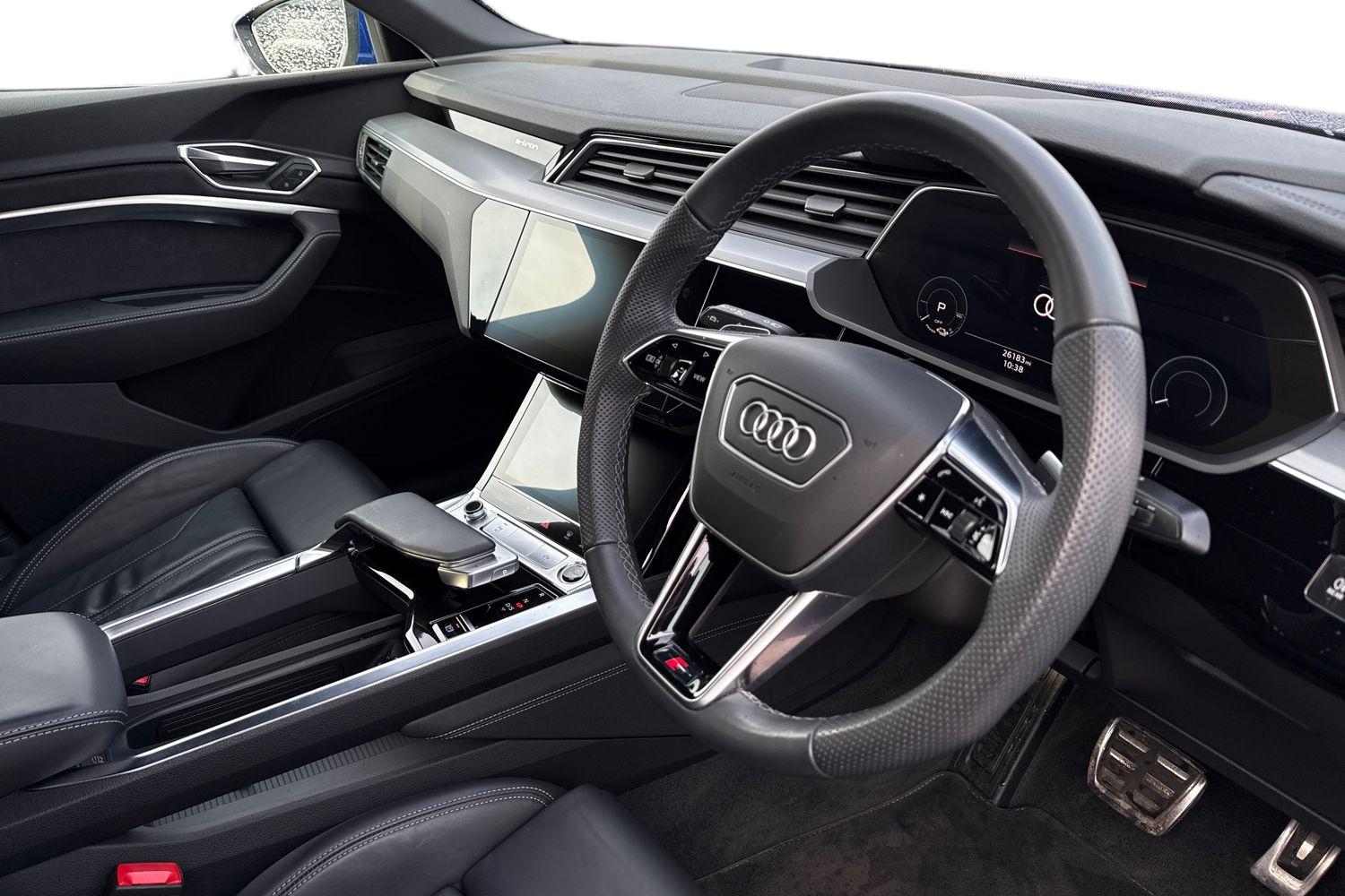 Used Audi Q8 e-tron 2023 for sale - 77236054: Photo 14