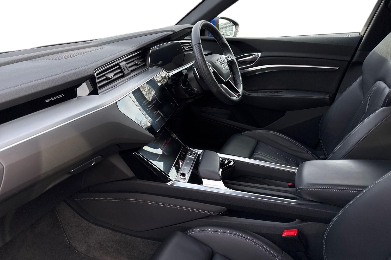 Used Audi Q8 e-tron 2023 for sale - 77236054: Photo 15