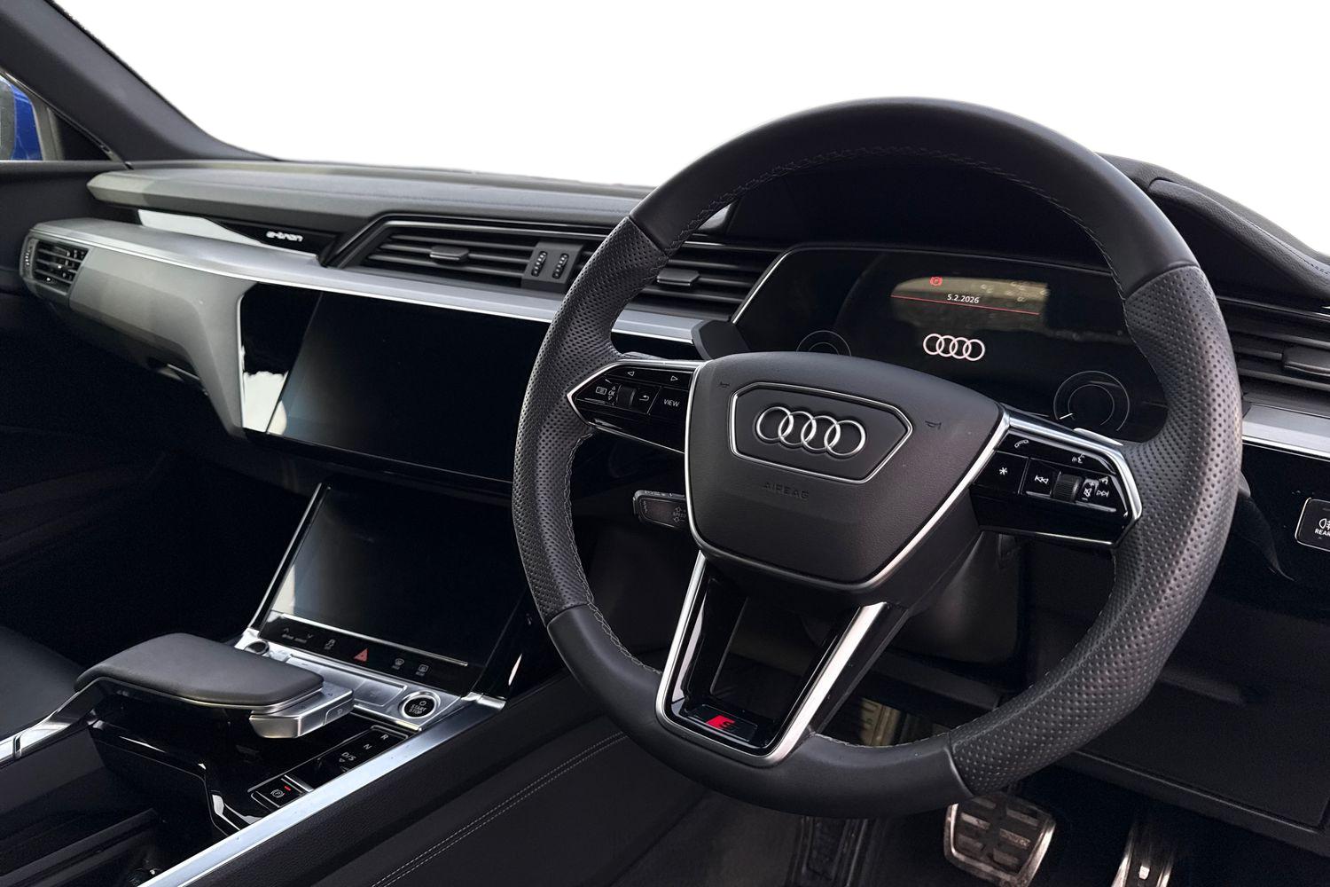 Used Audi Q8 e-tron 2023 for sale - 77236054: Photo 18